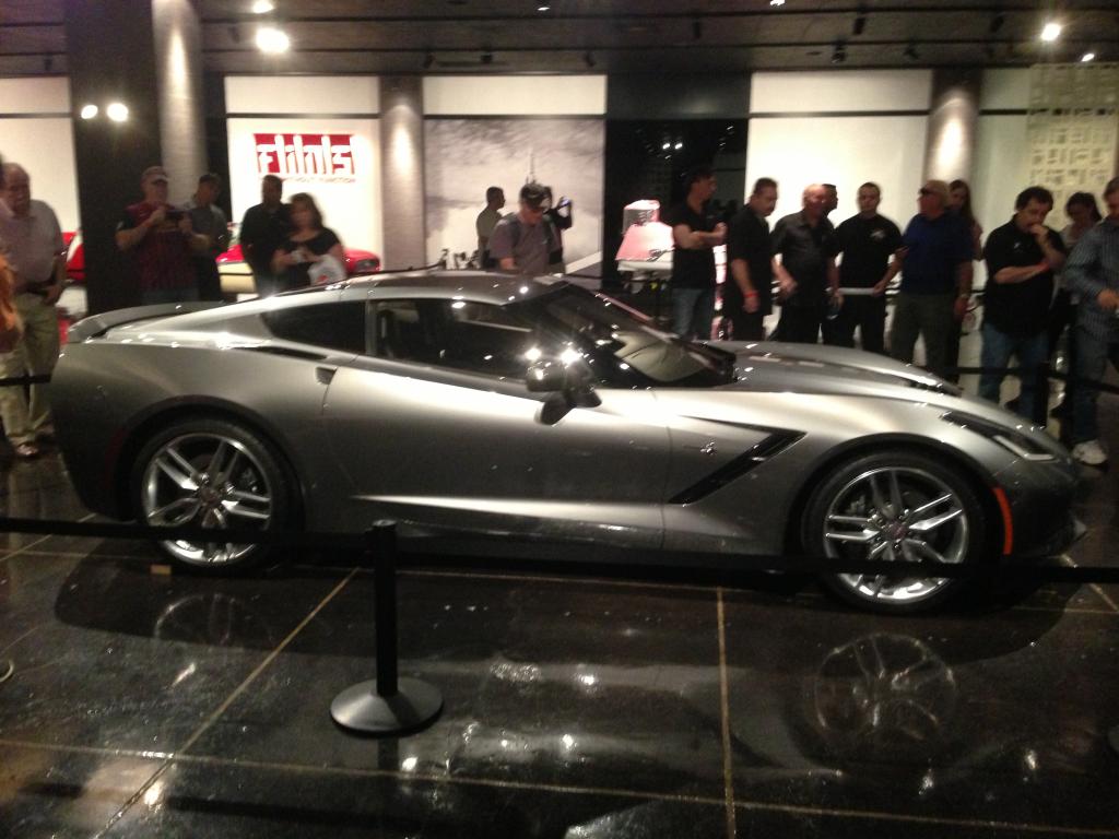 Name:  c7-corvette-stingray-dark-gray-metallic-1.jpg
Views: 7536
Size:  91.9 KB